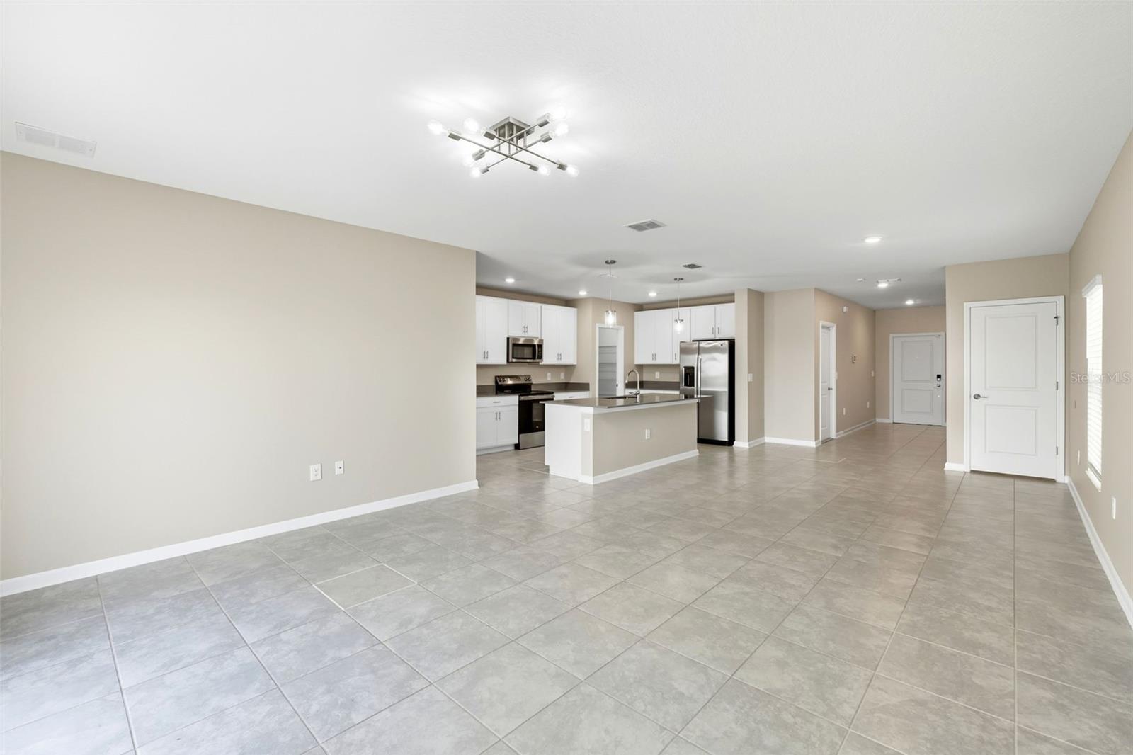724 DARING DR, DAVENPORT, FL — photo 3