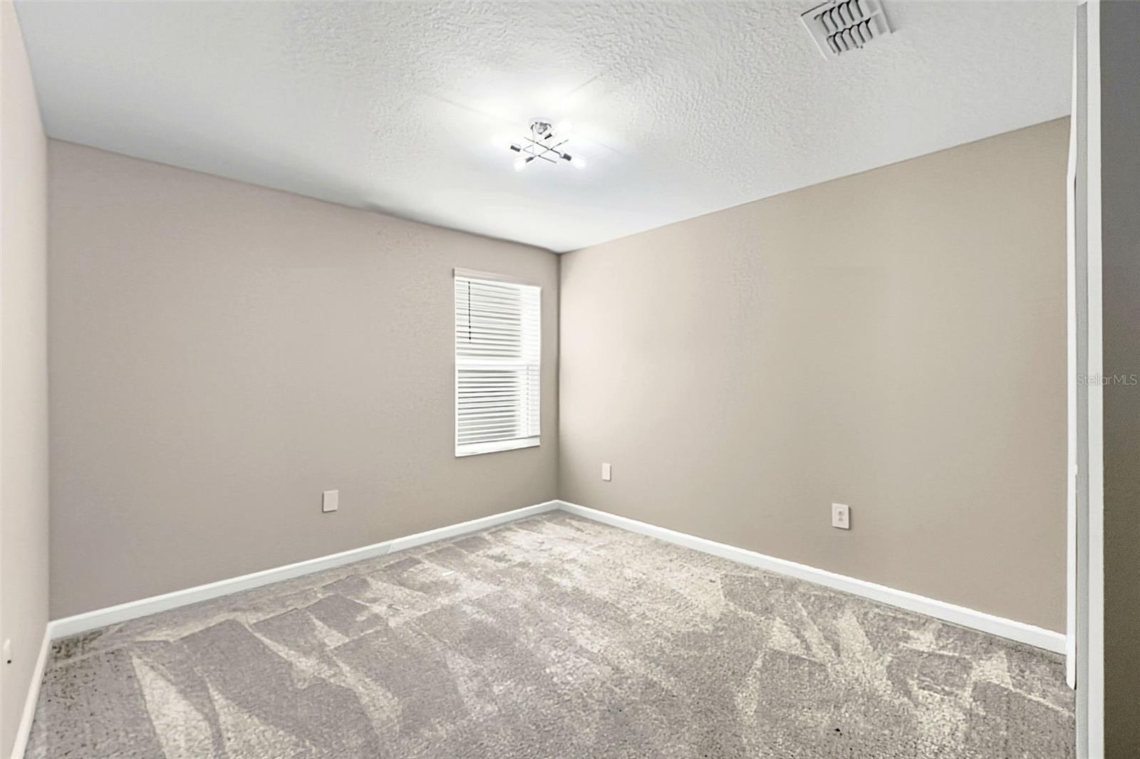 724 DARING DR, DAVENPORT, FL — photo 13