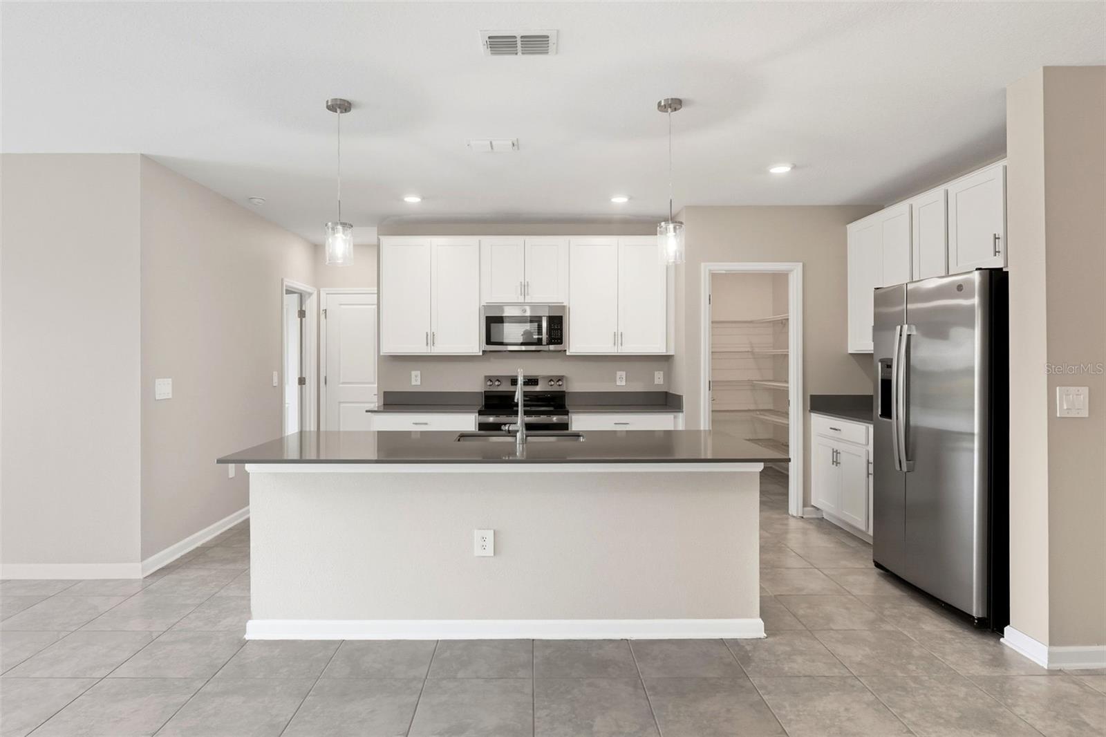 724 DARING DR, DAVENPORT, FL — photo 30