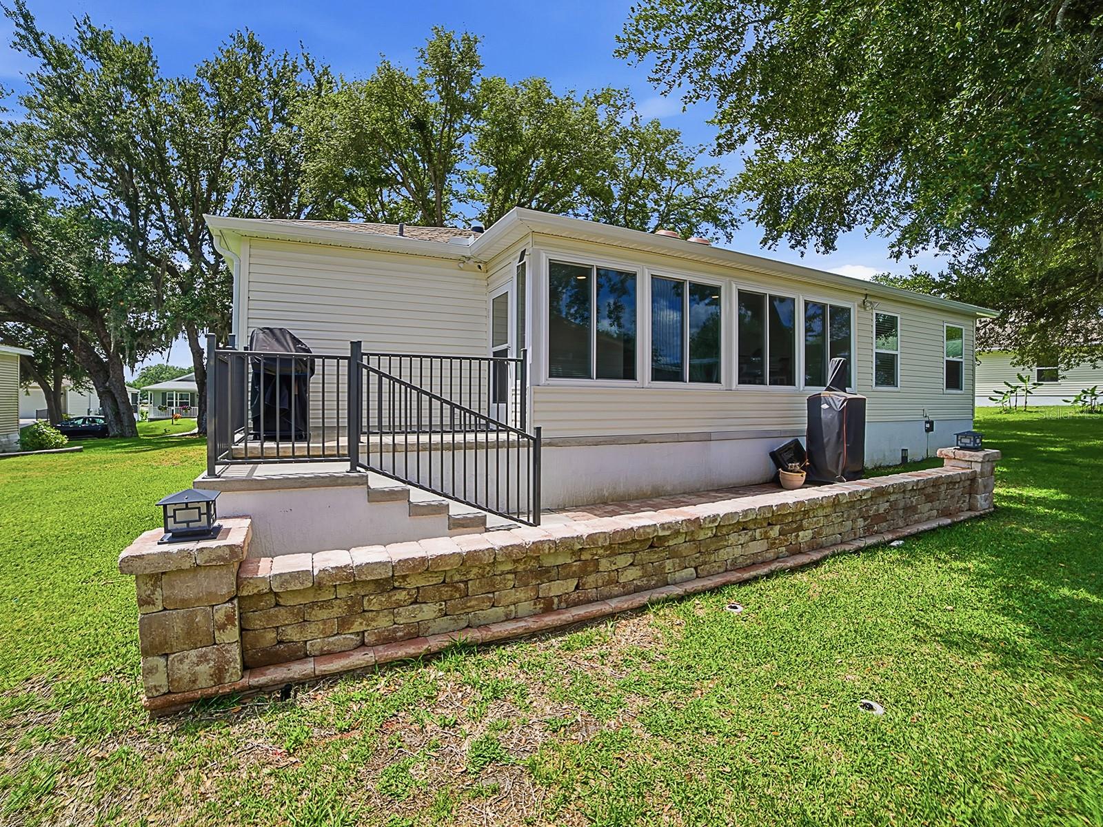 1033 ALOHA WAY, LADY LAKE, FL — photo 58
