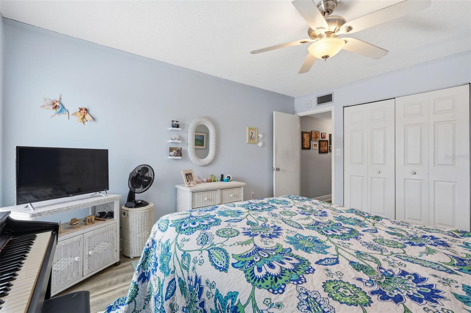 225 COUNTRY CLUB DR #C332, LARGO, FL — photo 12