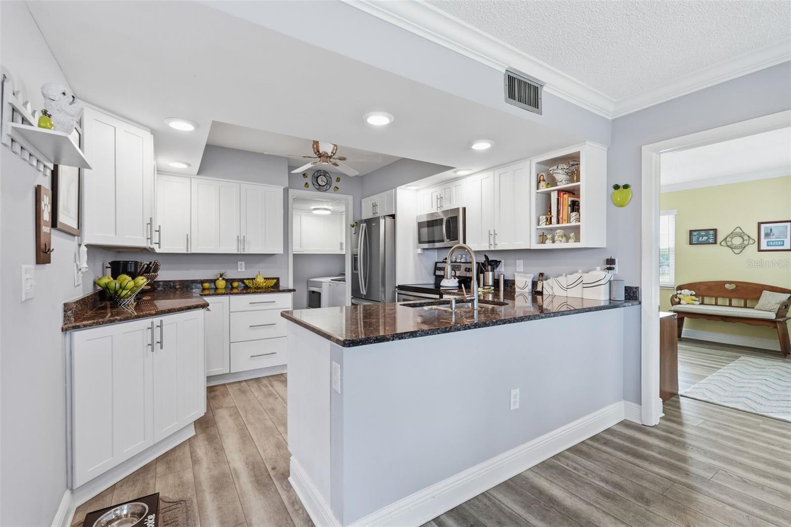 225 COUNTRY CLUB DR #C332, LARGO, FL — photo 35