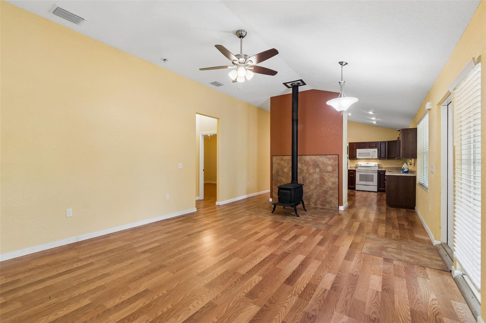 11274 S RIVIERA DR, HOMOSASSA, FL — photo 8