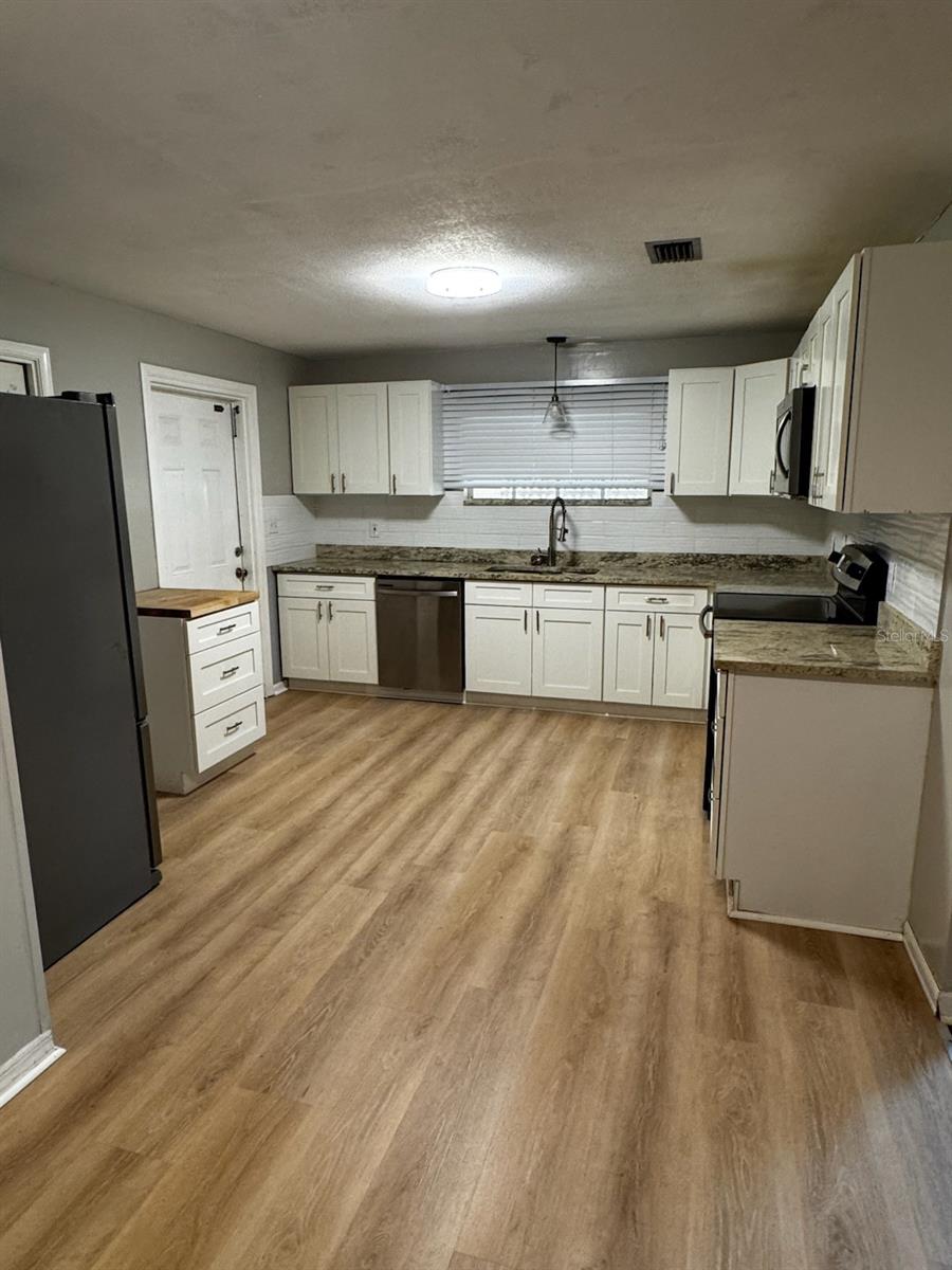 1407 28TH ST NW, WINTER HAVEN, FL — photo 3