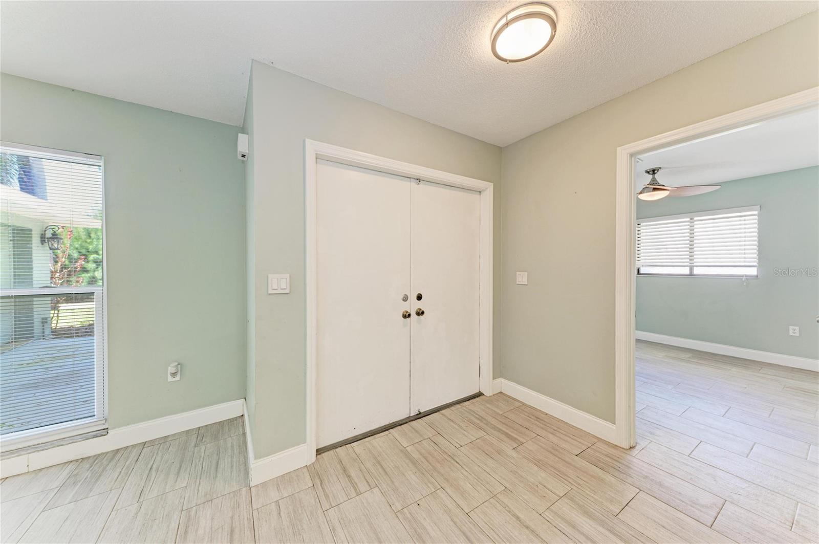627 ALLIGATOR DR, VENICE, FL — photo 5
