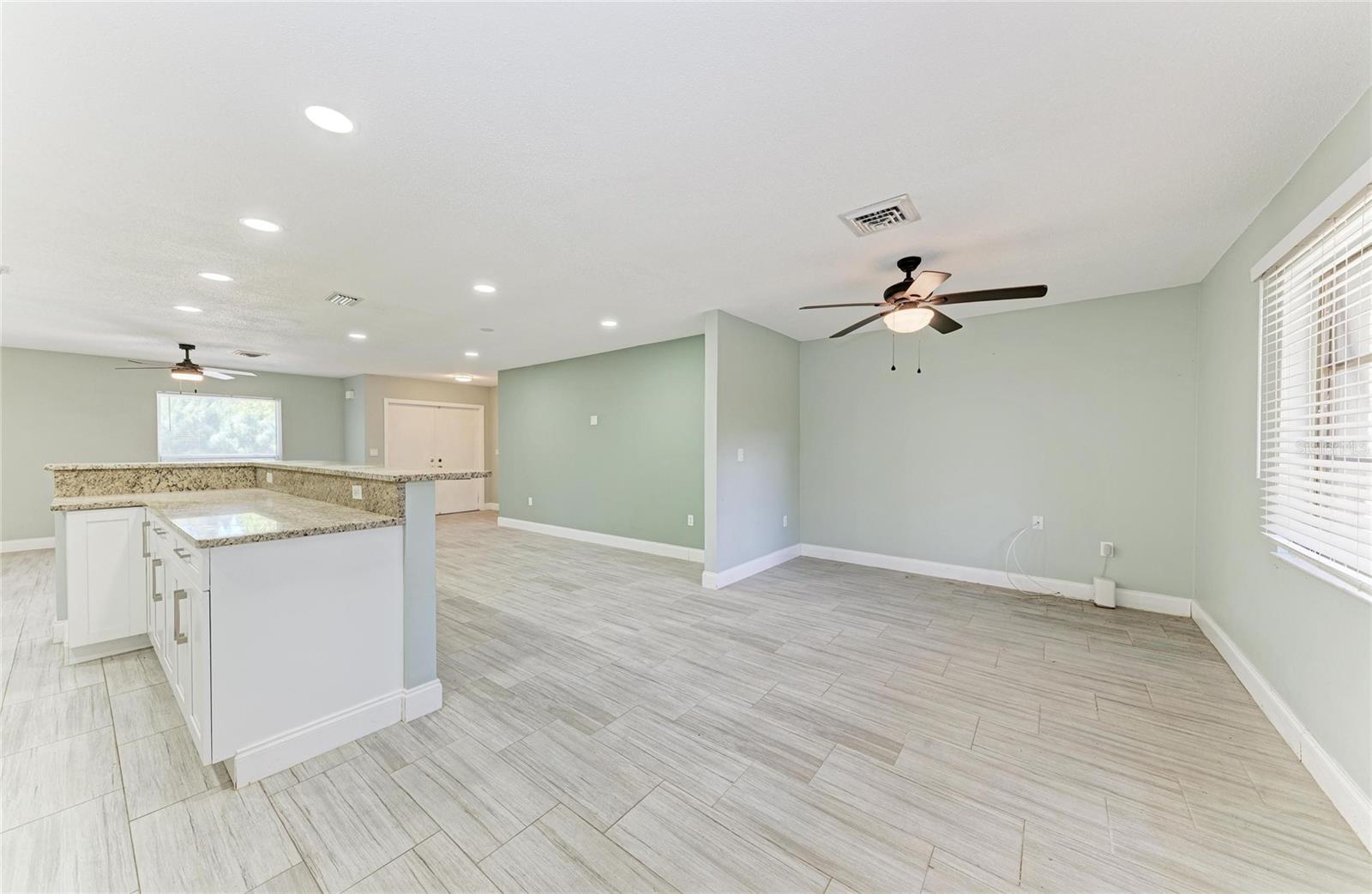 627 ALLIGATOR DR, VENICE, FL — photo 10