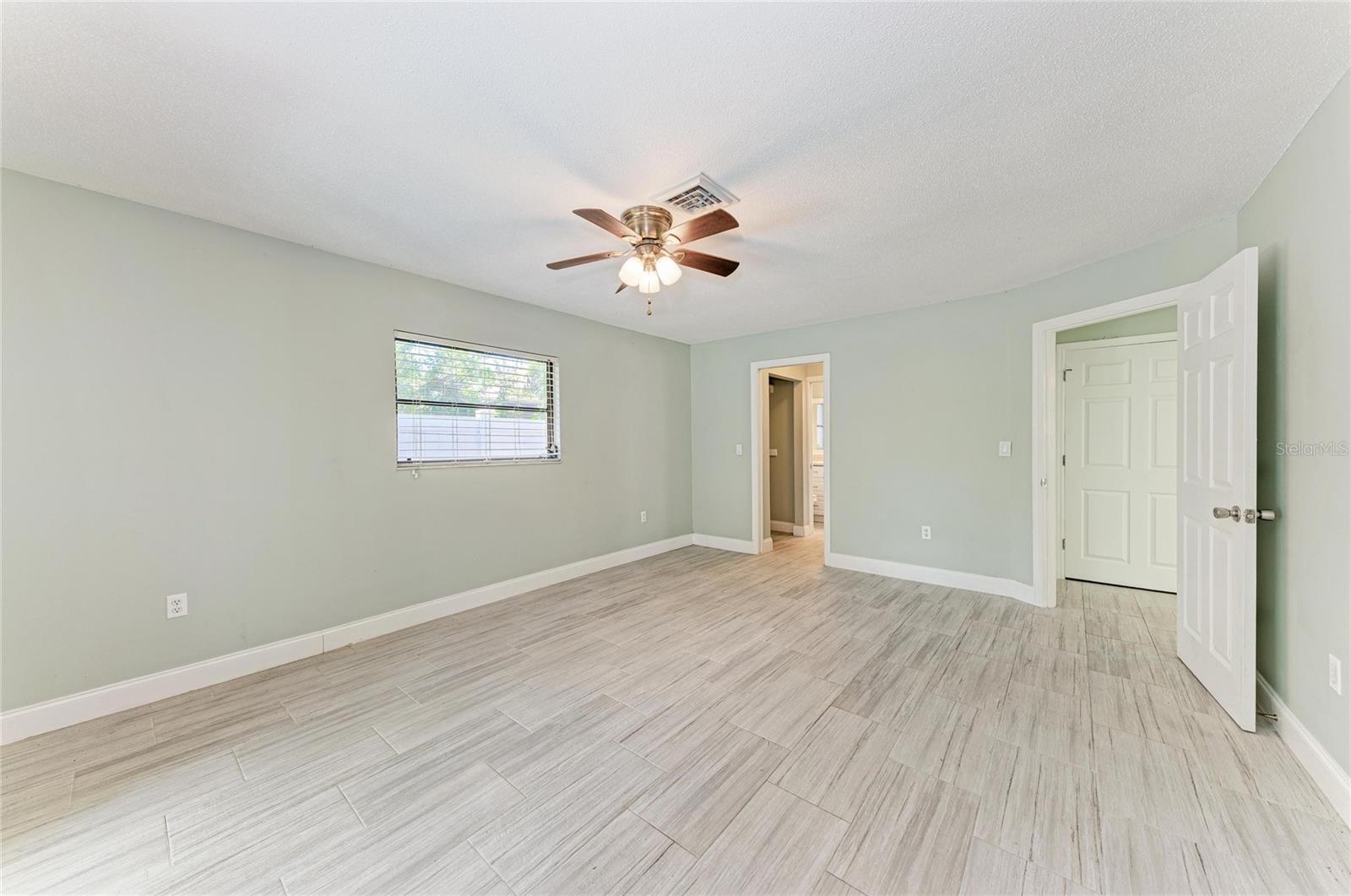627 ALLIGATOR DR, VENICE, FL — photo 19