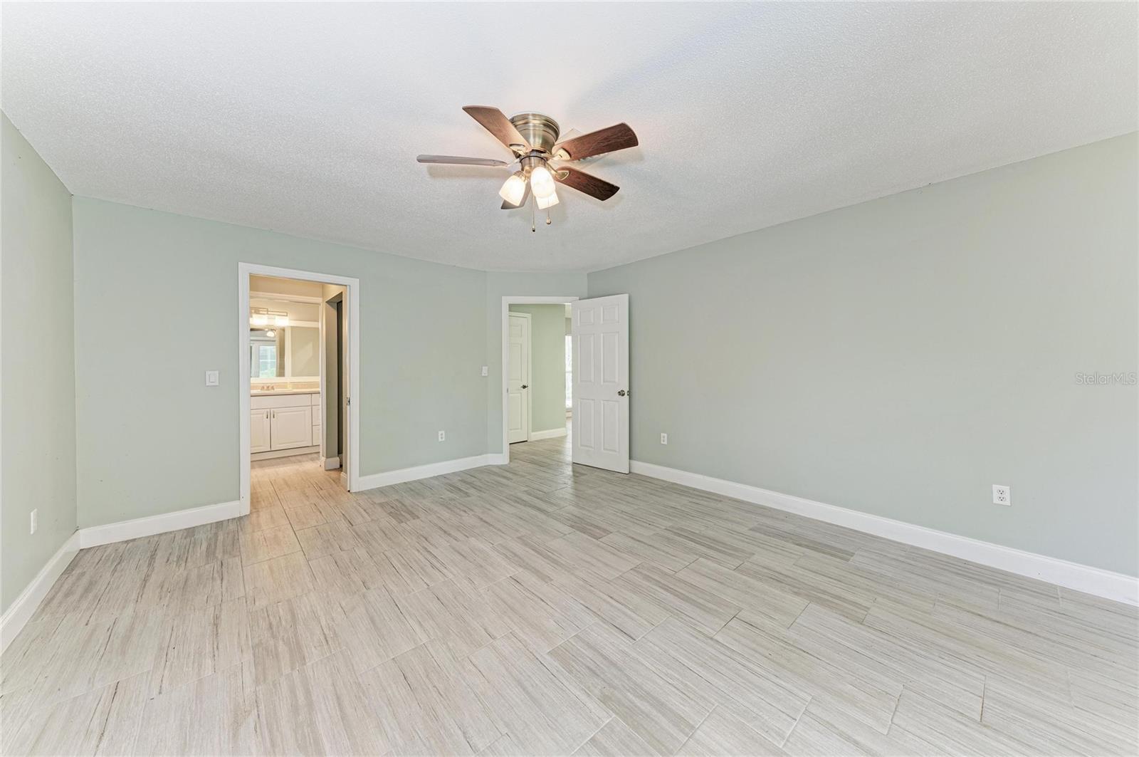 627 ALLIGATOR DR, VENICE, FL — photo 20