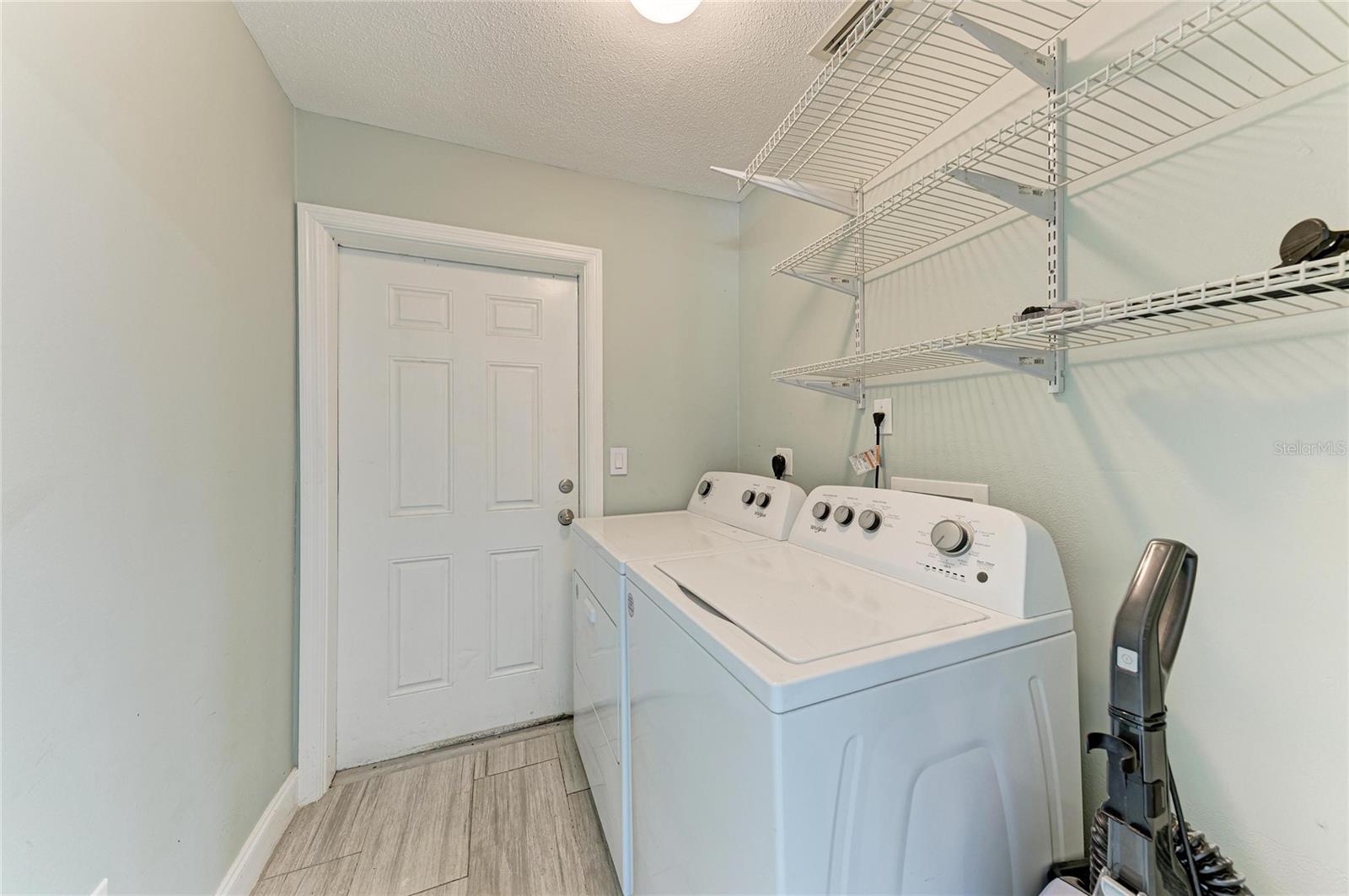 627 ALLIGATOR DR, VENICE, FL — photo 31
