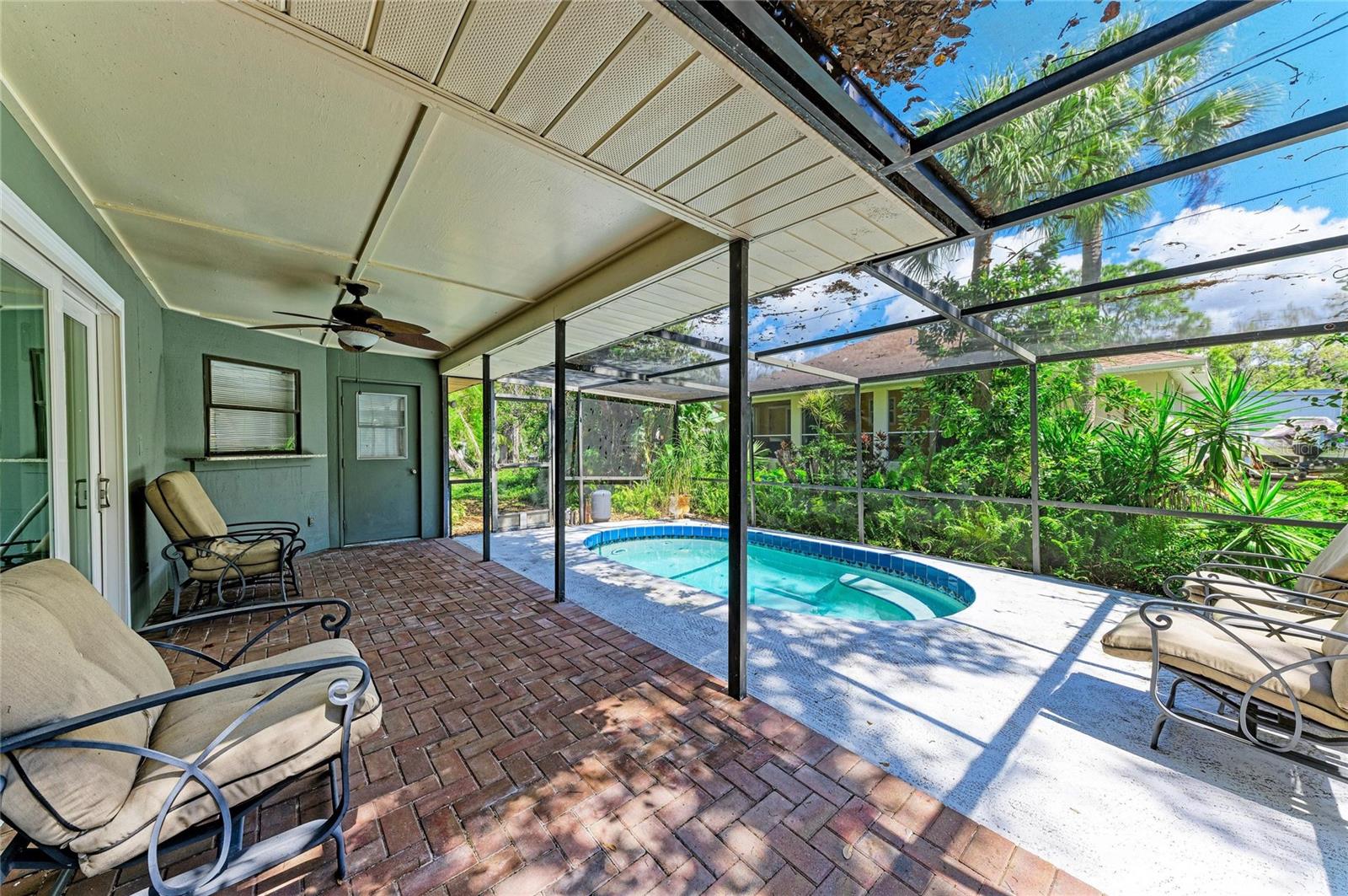 627 ALLIGATOR DR, VENICE, FL — photo 35