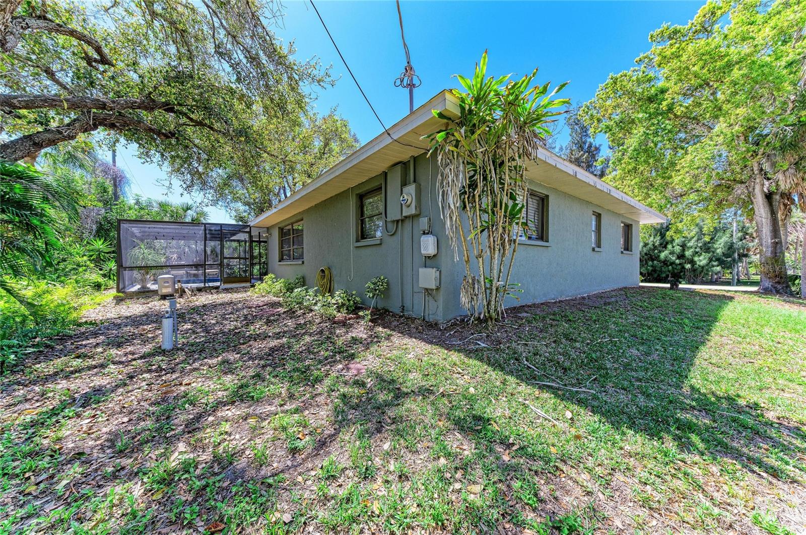 627 ALLIGATOR DR, VENICE, FL — photo 37
