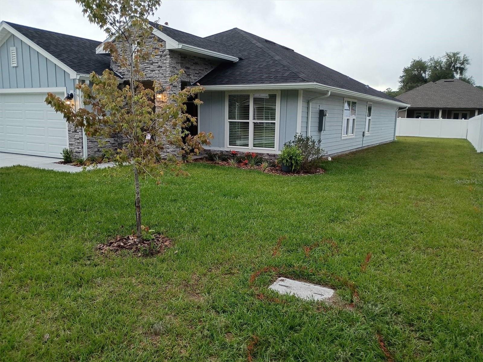 203 SW SILVER PALM DR, LAKE CITY, FL — photo 4