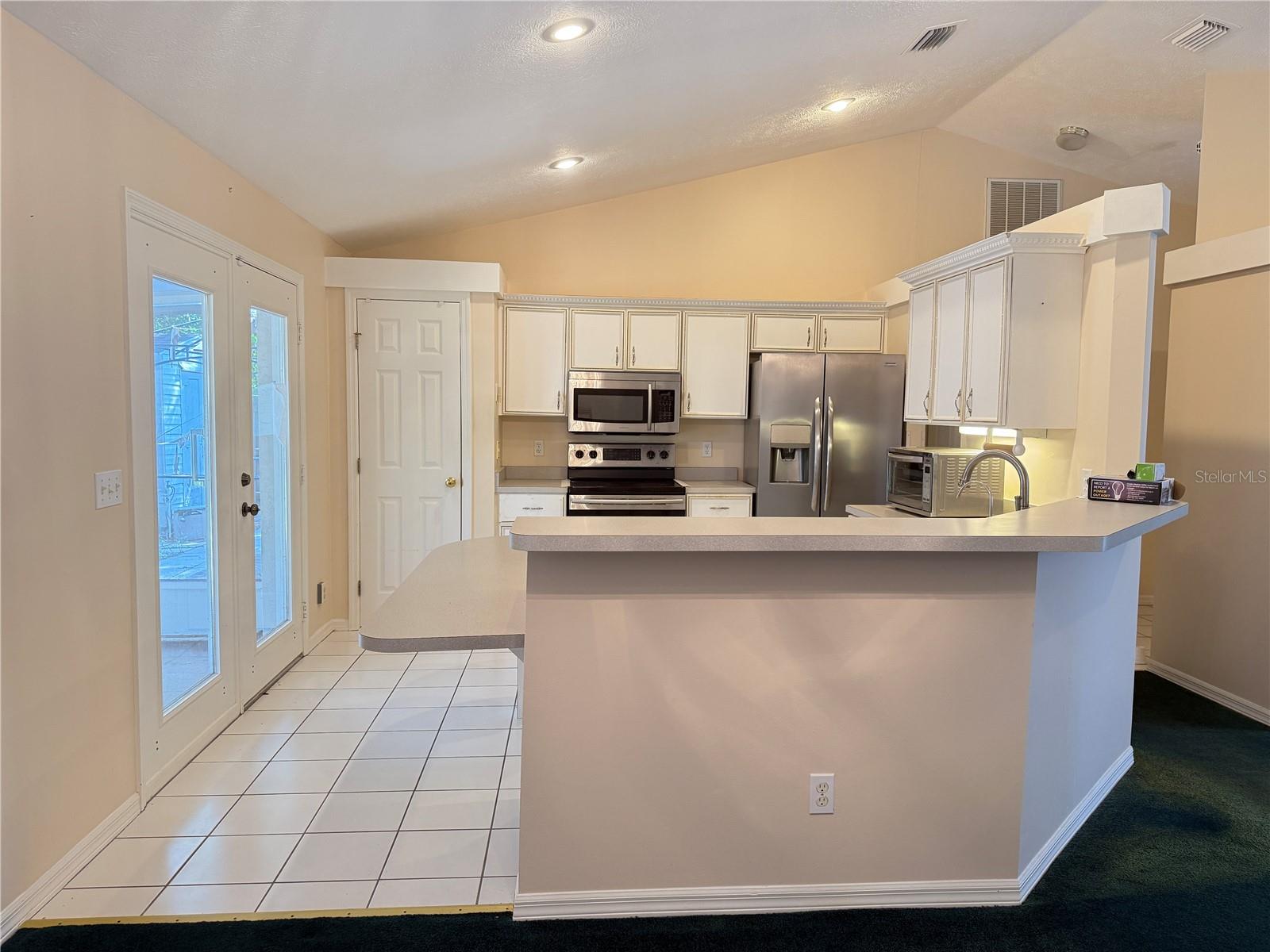 4262 NE 35TH AVENUE RD, OCALA, FL — photo 3