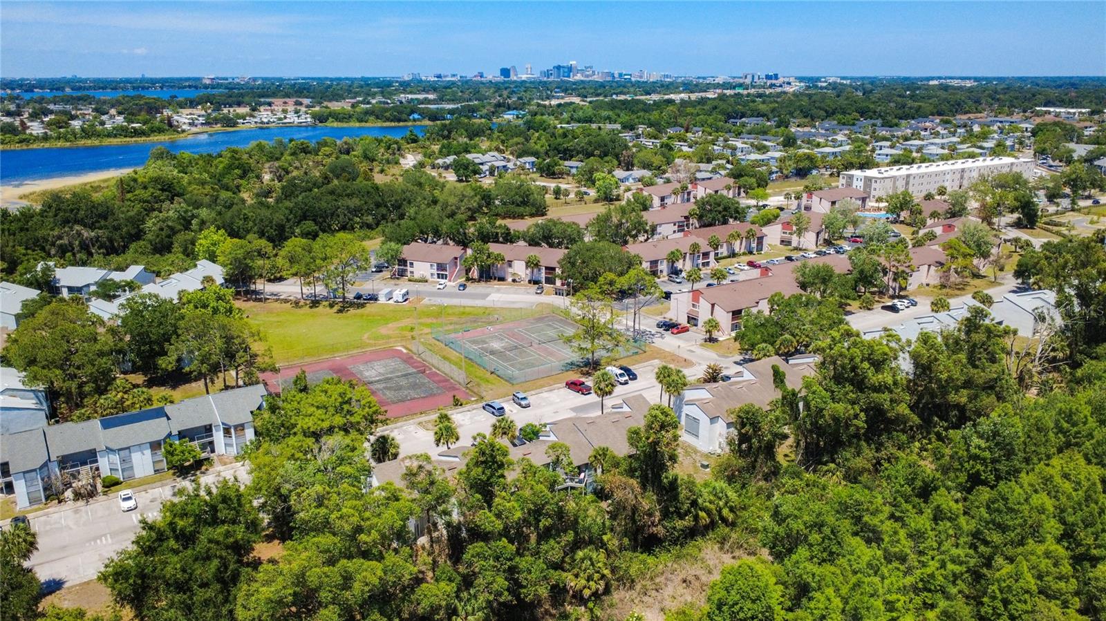 2636 LEMON TREE LN, ORLANDO, FL — photo 44