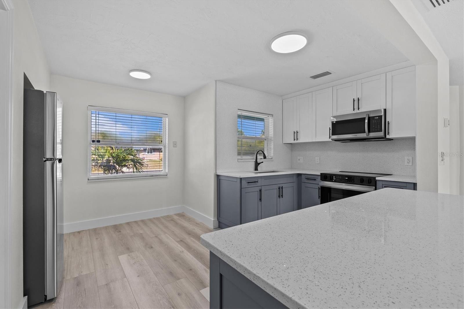310 WESTWINDS DR, PALM HARBOR, FL — photo 13