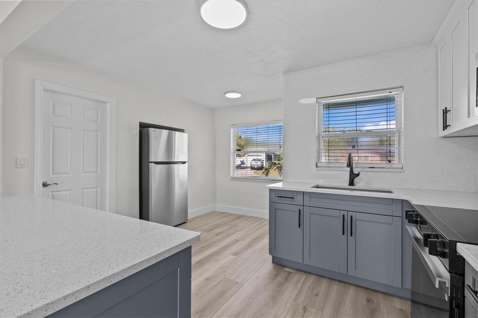 310 WESTWINDS DR, PALM HARBOR, FL — photo 14
