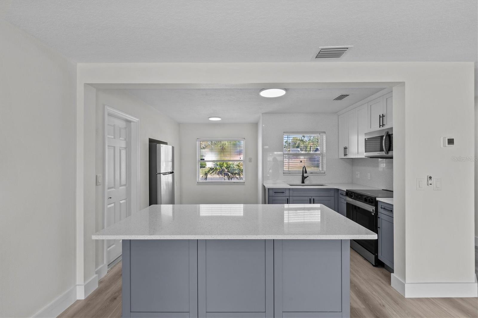 310 WESTWINDS DR, PALM HARBOR, FL — photo 18