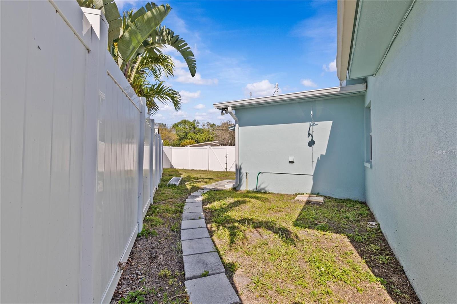 310 WESTWINDS DR, PALM HARBOR, FL — photo 31