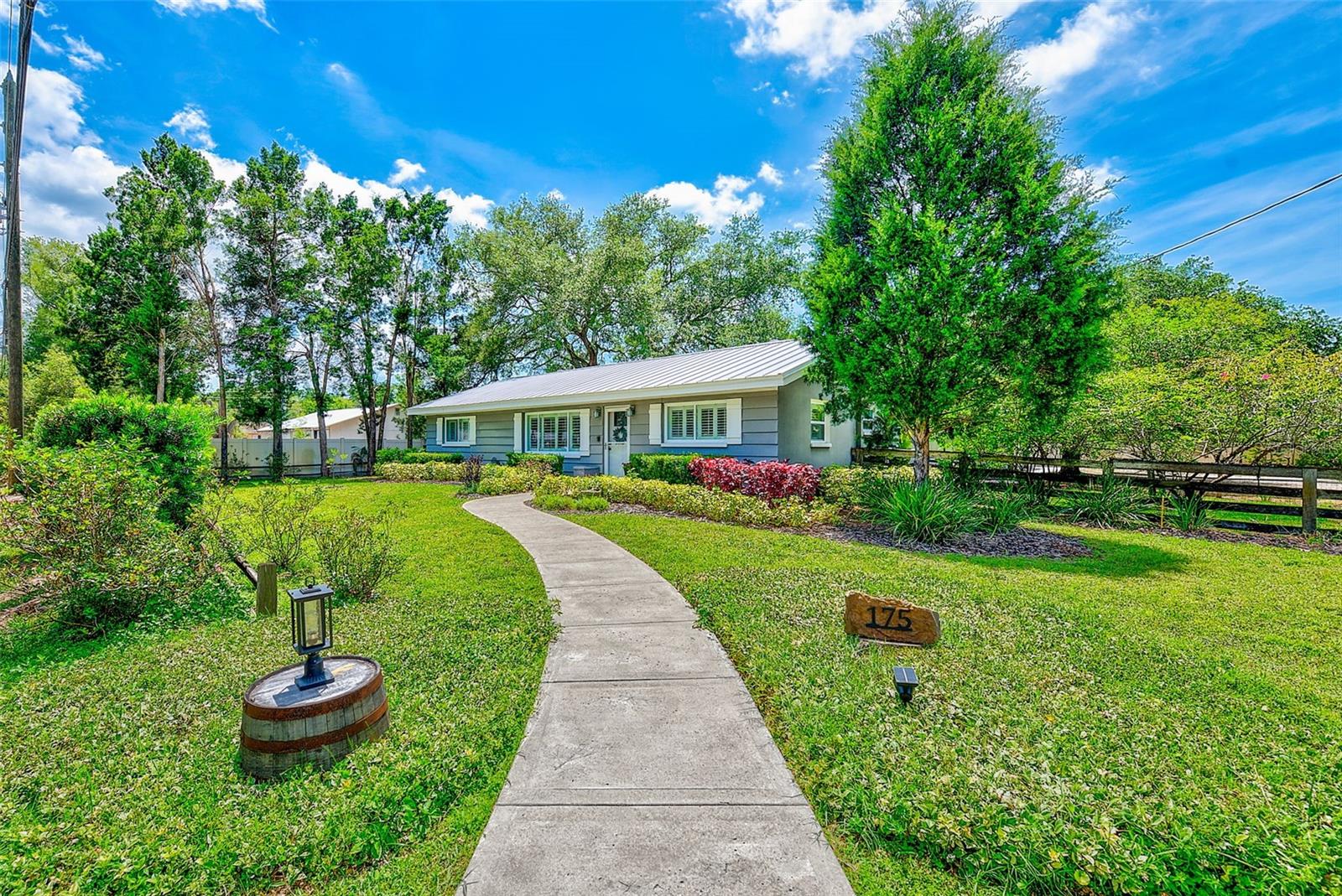 175 RIVIERE RD, PALM HARBOR, FL