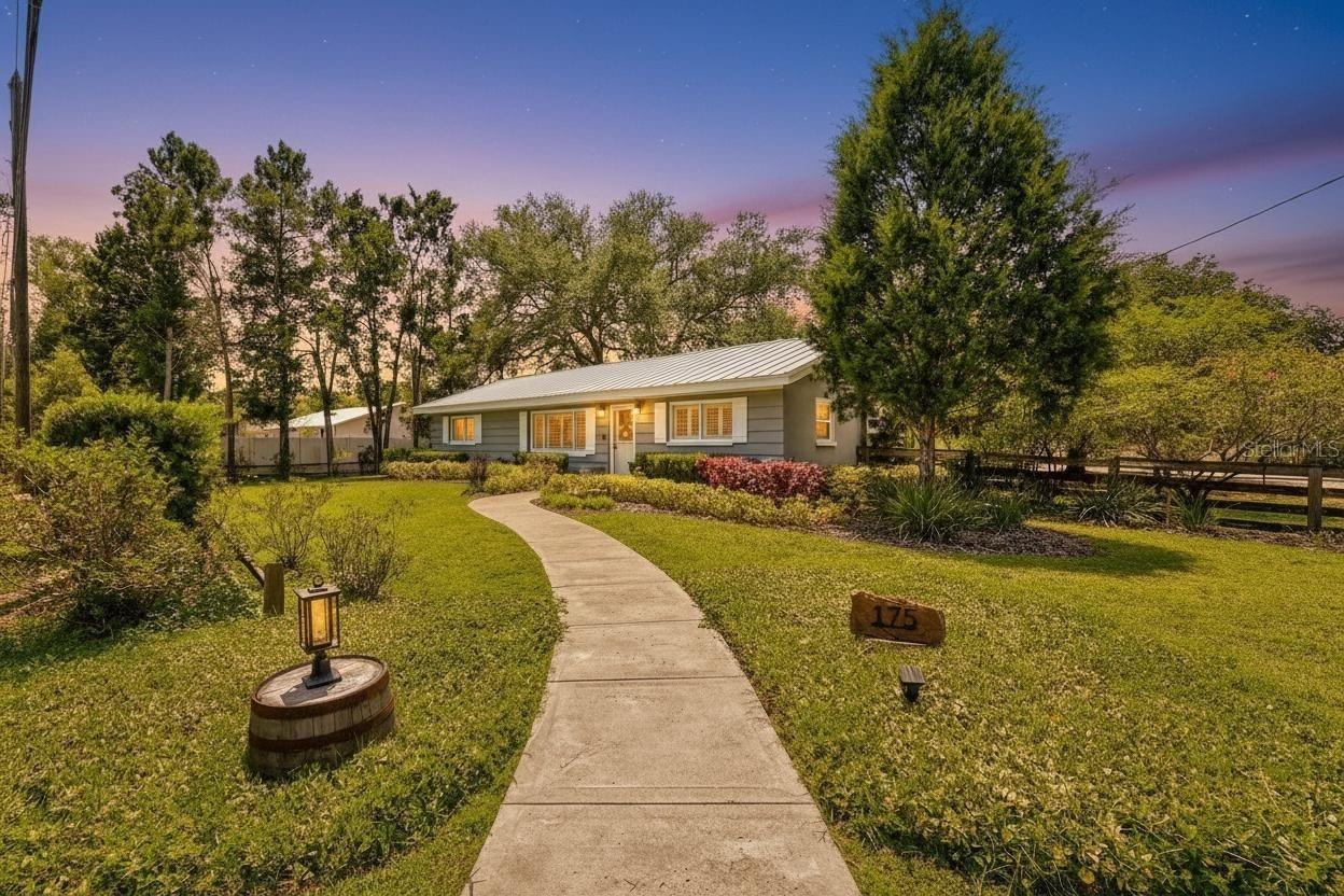 175 RIVIERE RD, PALM HARBOR, FL — photo 4
