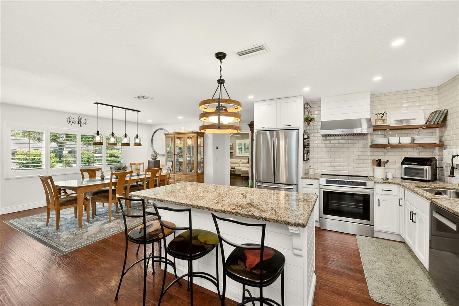 175 RIVIERE RD, PALM HARBOR, FL — photo 10