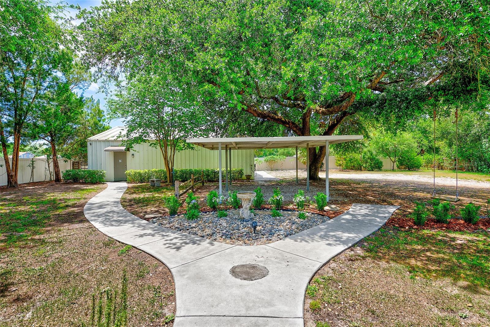 175 RIVIERE RD, PALM HARBOR, FL — photo 31