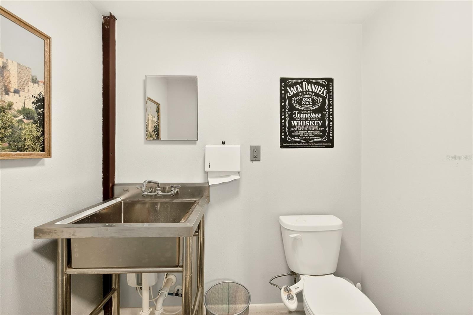 175 RIVIERE RD, PALM HARBOR, FL — photo 38
