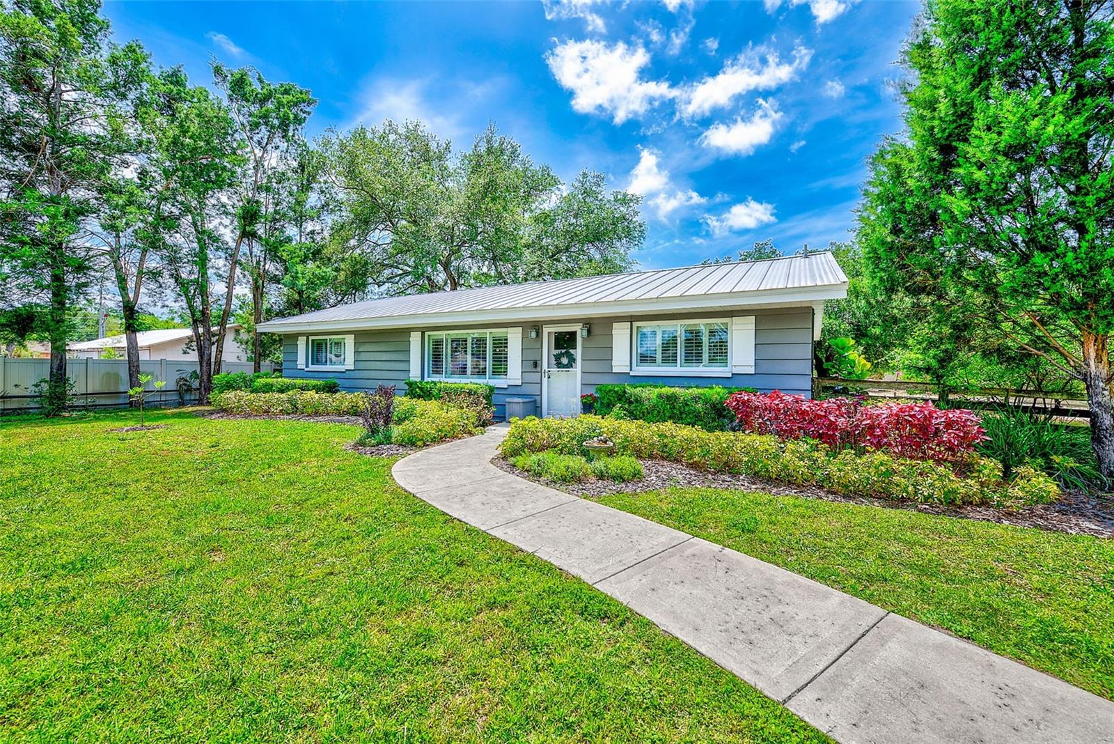 175 RIVIERE RD, PALM HARBOR, FL — photo 41