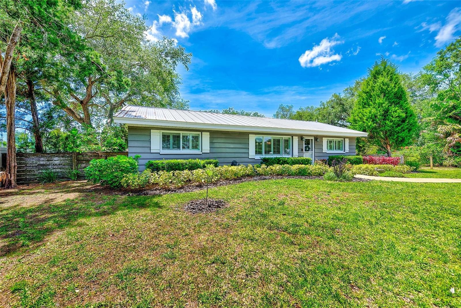 175 RIVIERE RD, PALM HARBOR, FL — photo 42