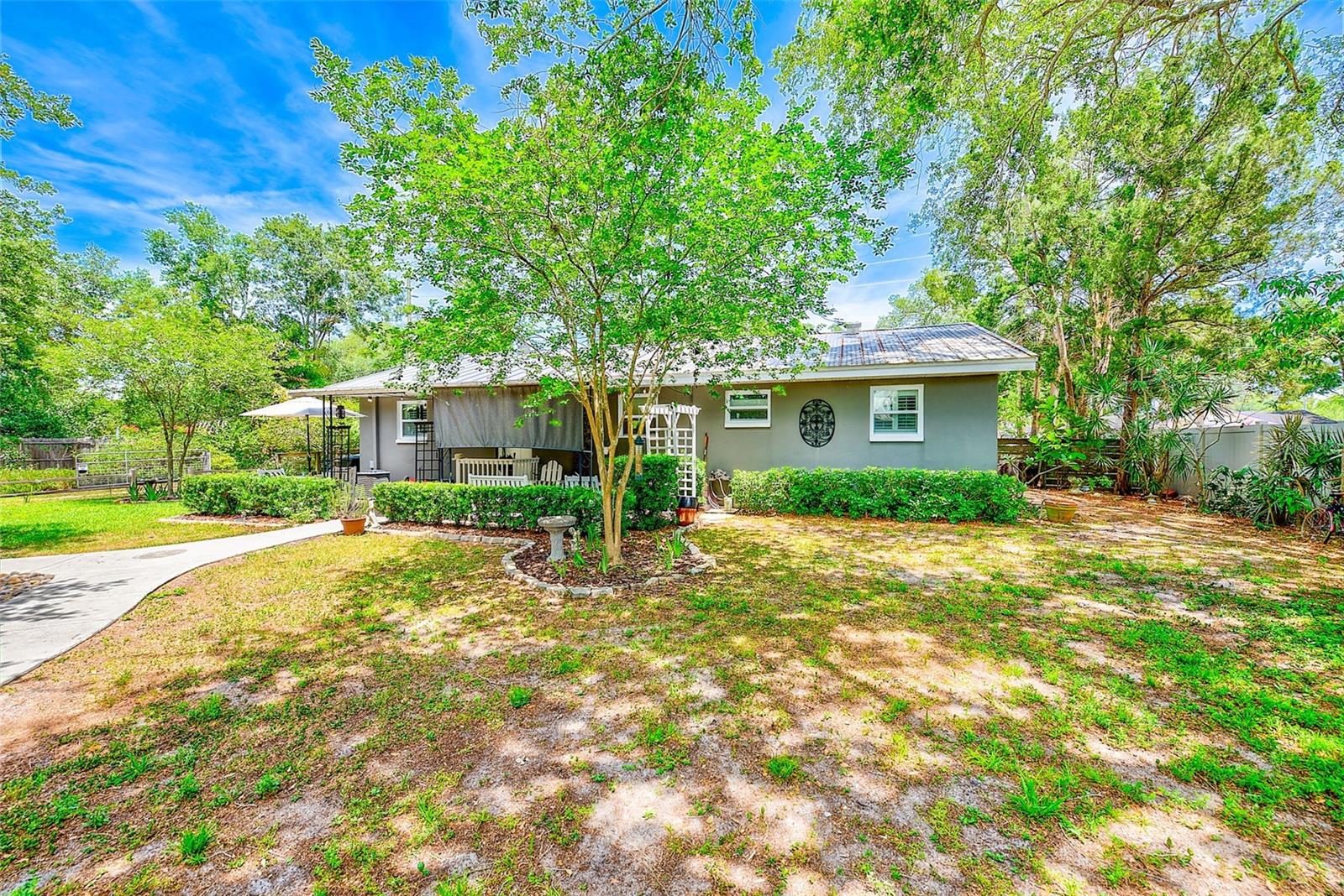 175 RIVIERE RD, PALM HARBOR, FL — photo 44