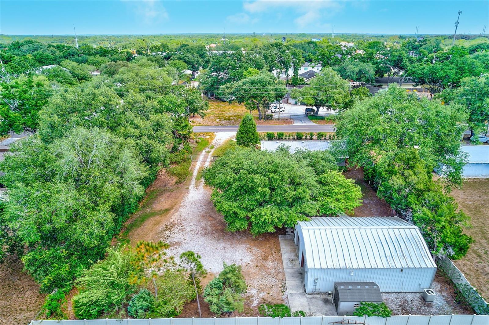 175 RIVIERE RD, PALM HARBOR, FL — photo 53