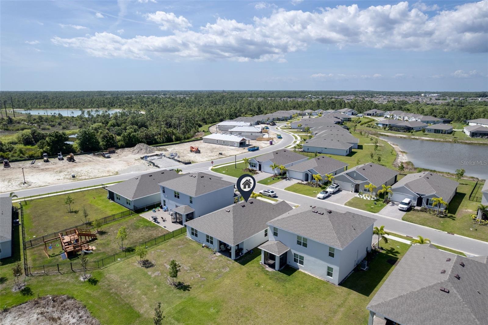2608 TABLE CORAL TRL, NORTH FORT MYERS, FL — photo 22