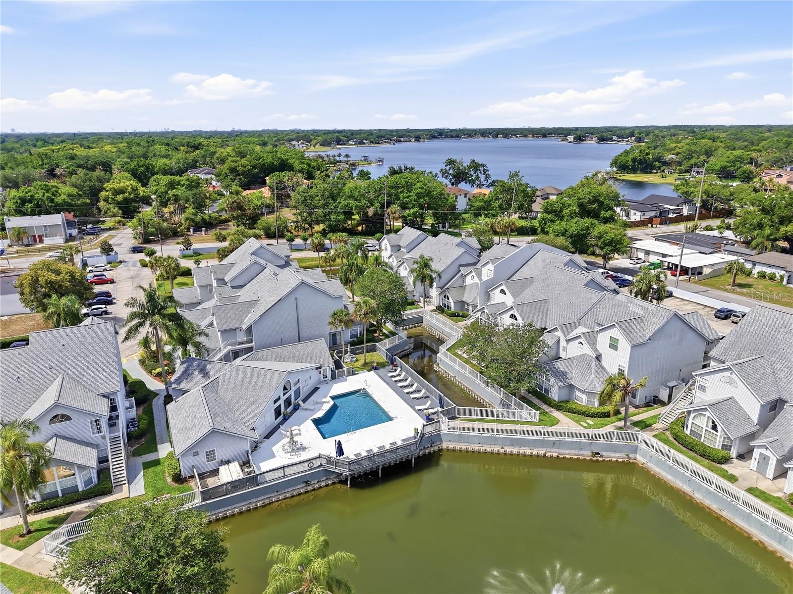 12287 ARMENIA GABLES CIR, TAMPA, FL — photo 23