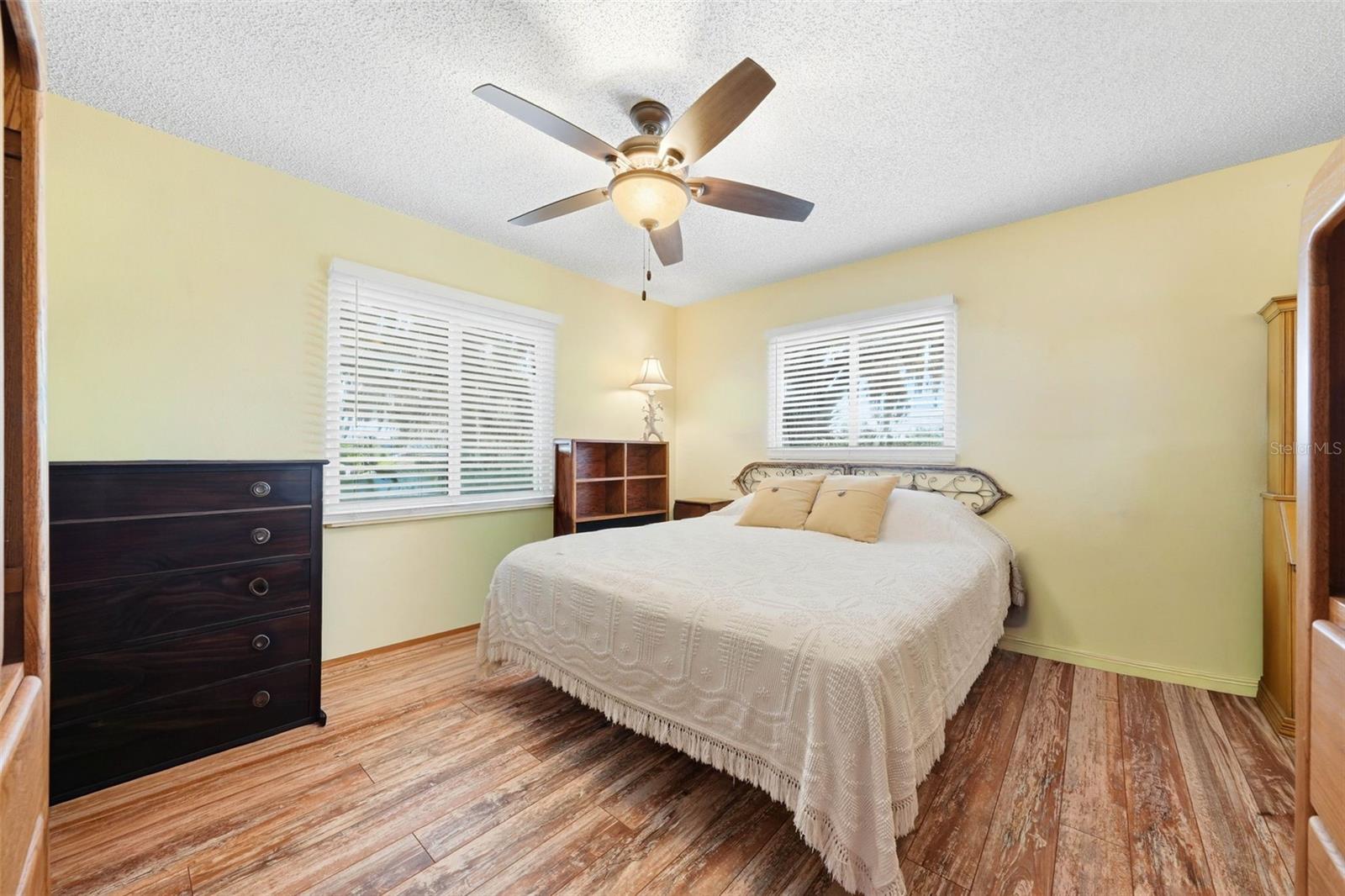 400 LAKESHORE DR, EUSTIS, FL — photo 40
