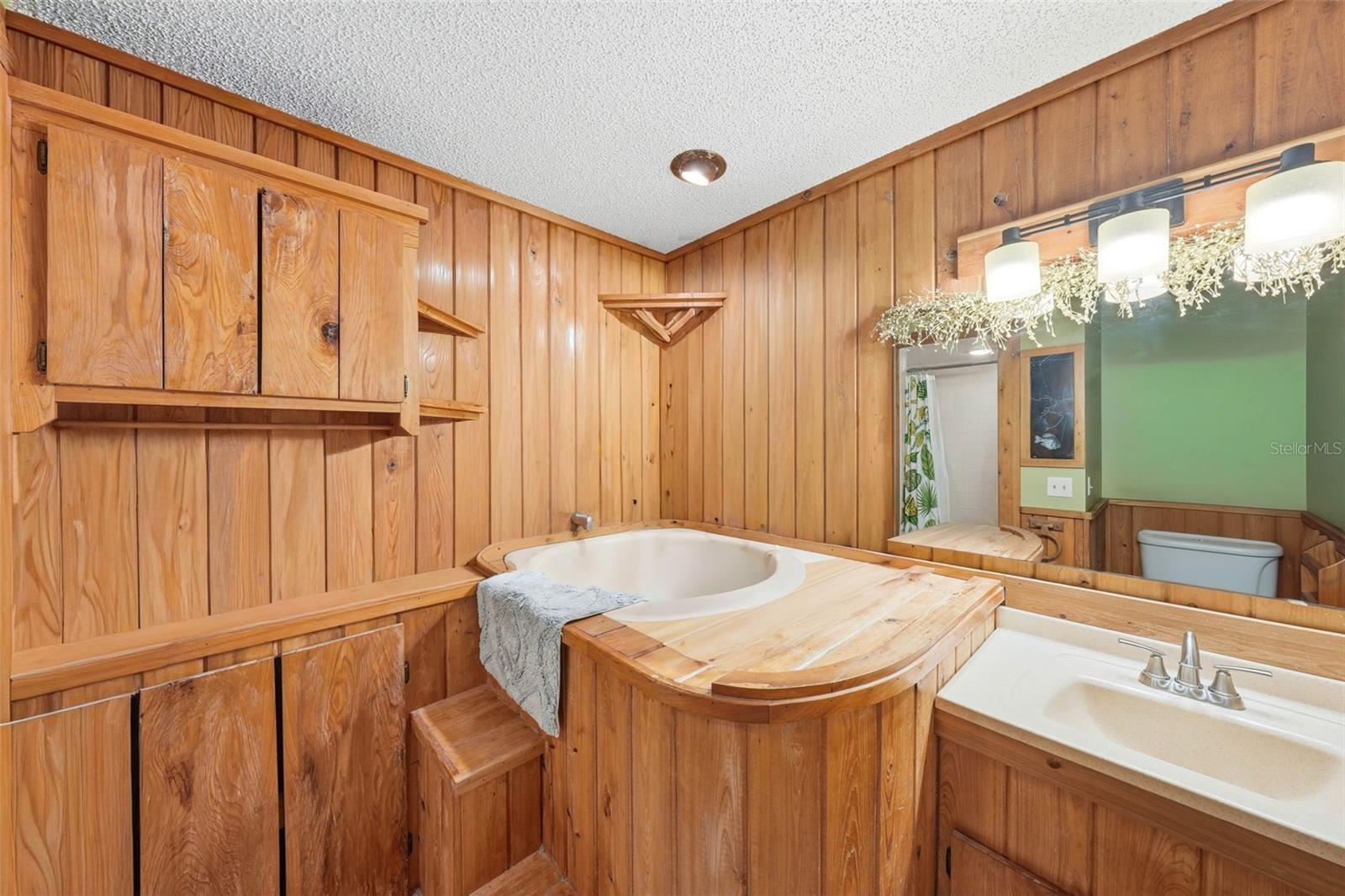 400 LAKESHORE DR, EUSTIS, FL — photo 47