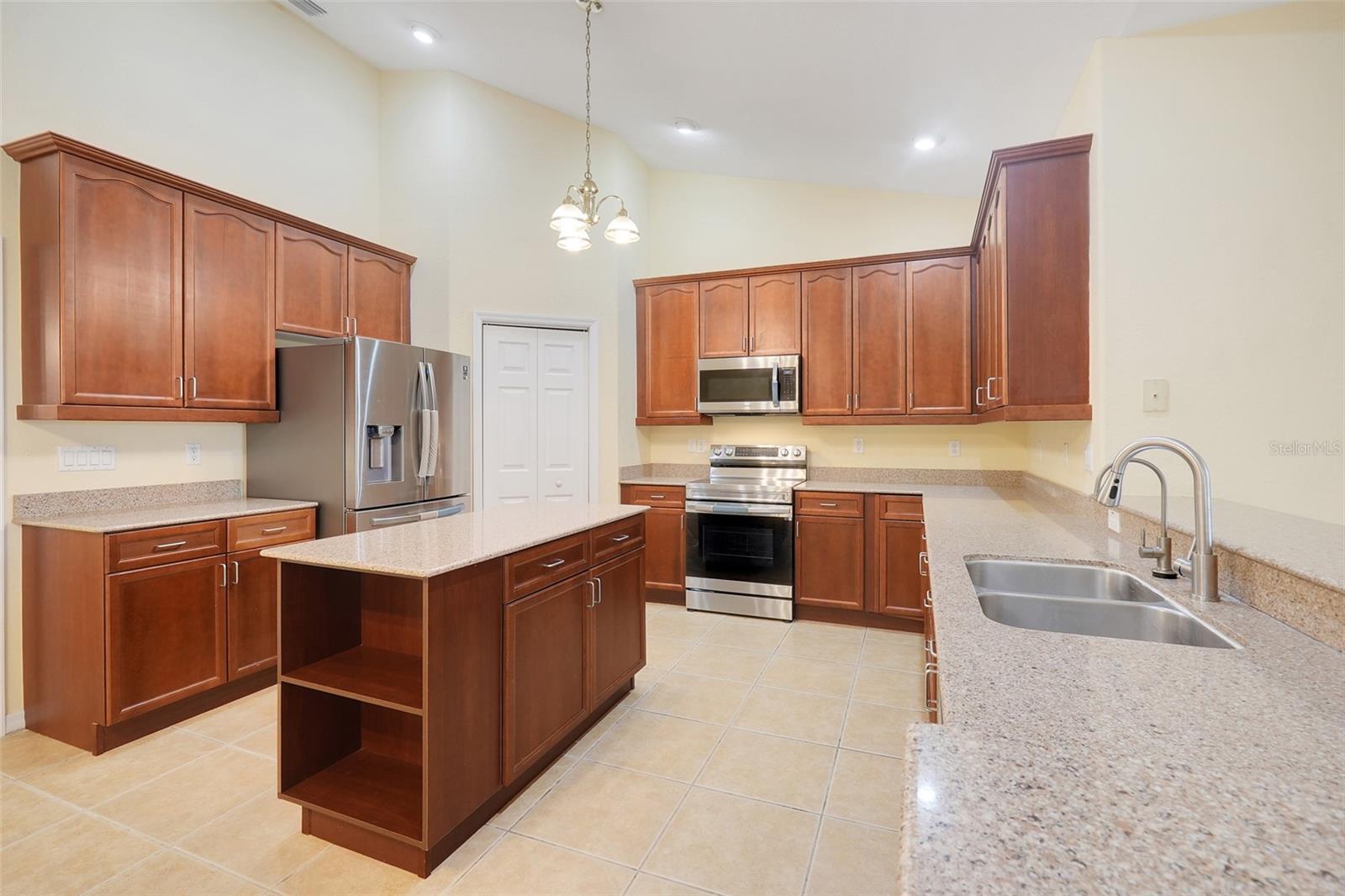 16741 TALL GRASS LN, CLERMONT, FL — photo 21