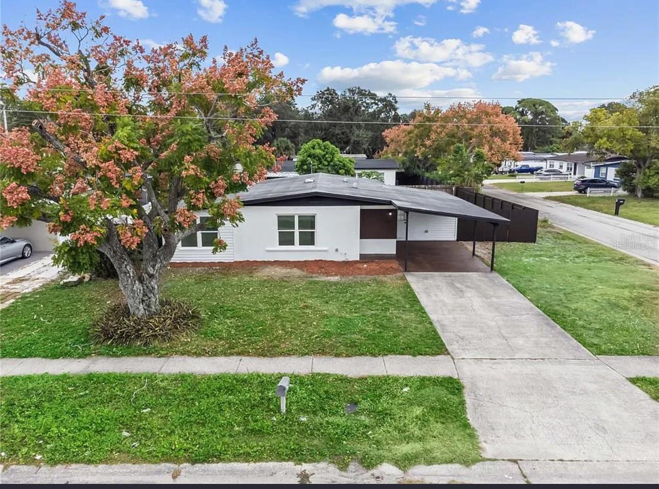 5101 TOWN N COUNTRY BLVD, TAMPA, FL