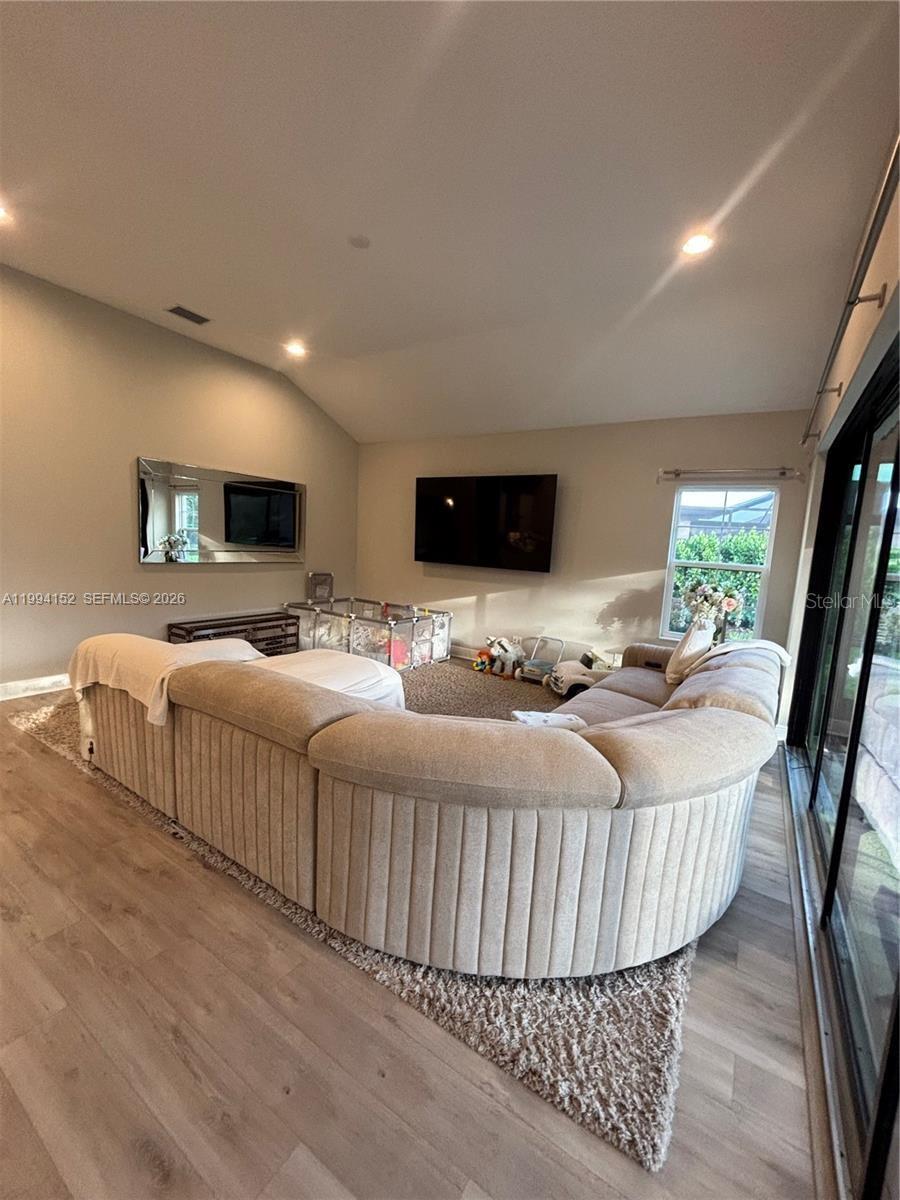 9173 WARM SPRINGS CIR, PARRISH, FL — photo 5