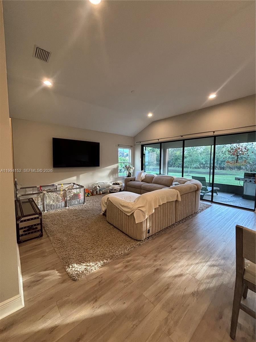 9173 WARM SPRINGS CIR, PARRISH, FL — photo 7