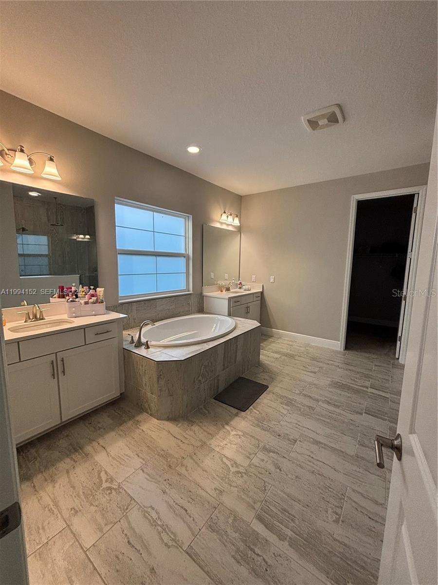 9173 WARM SPRINGS CIR, PARRISH, FL — photo 17