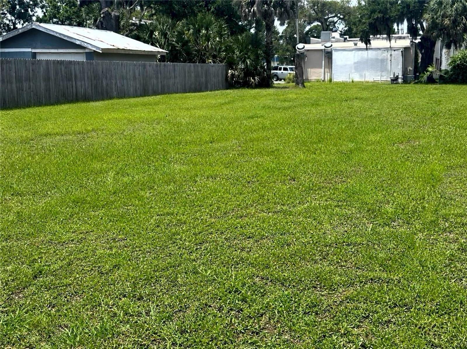 609 DOWNING ST, NEW SMYRNA BEACH, FL — photo 2