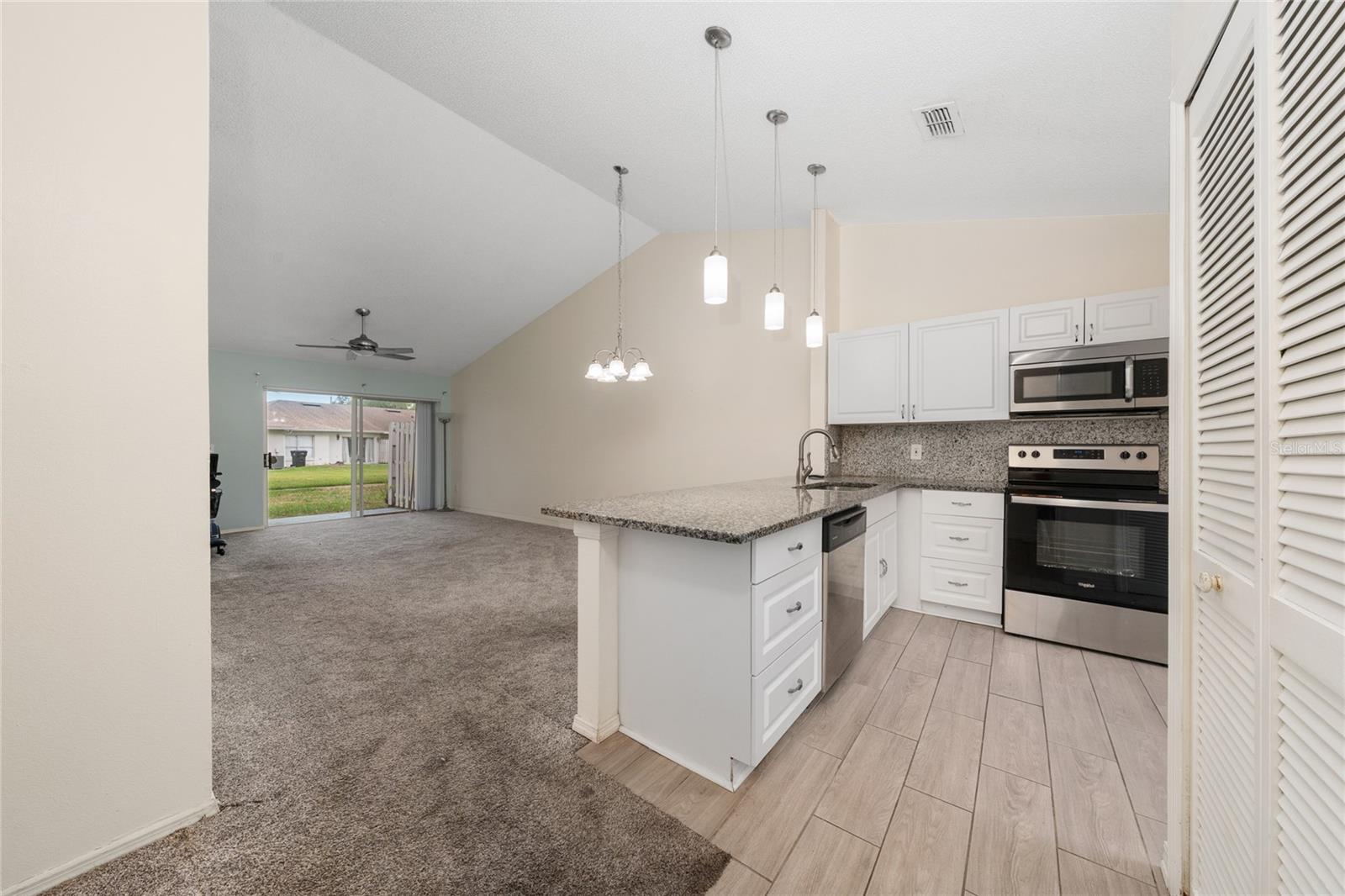 1262 LUCAYA CIR, ORLANDO, FL — photo 3