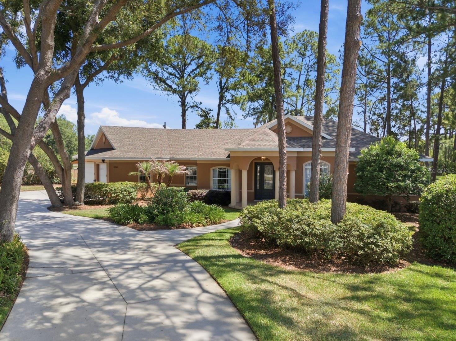 1064 CEASARS CT, MOUNT DORA, FL