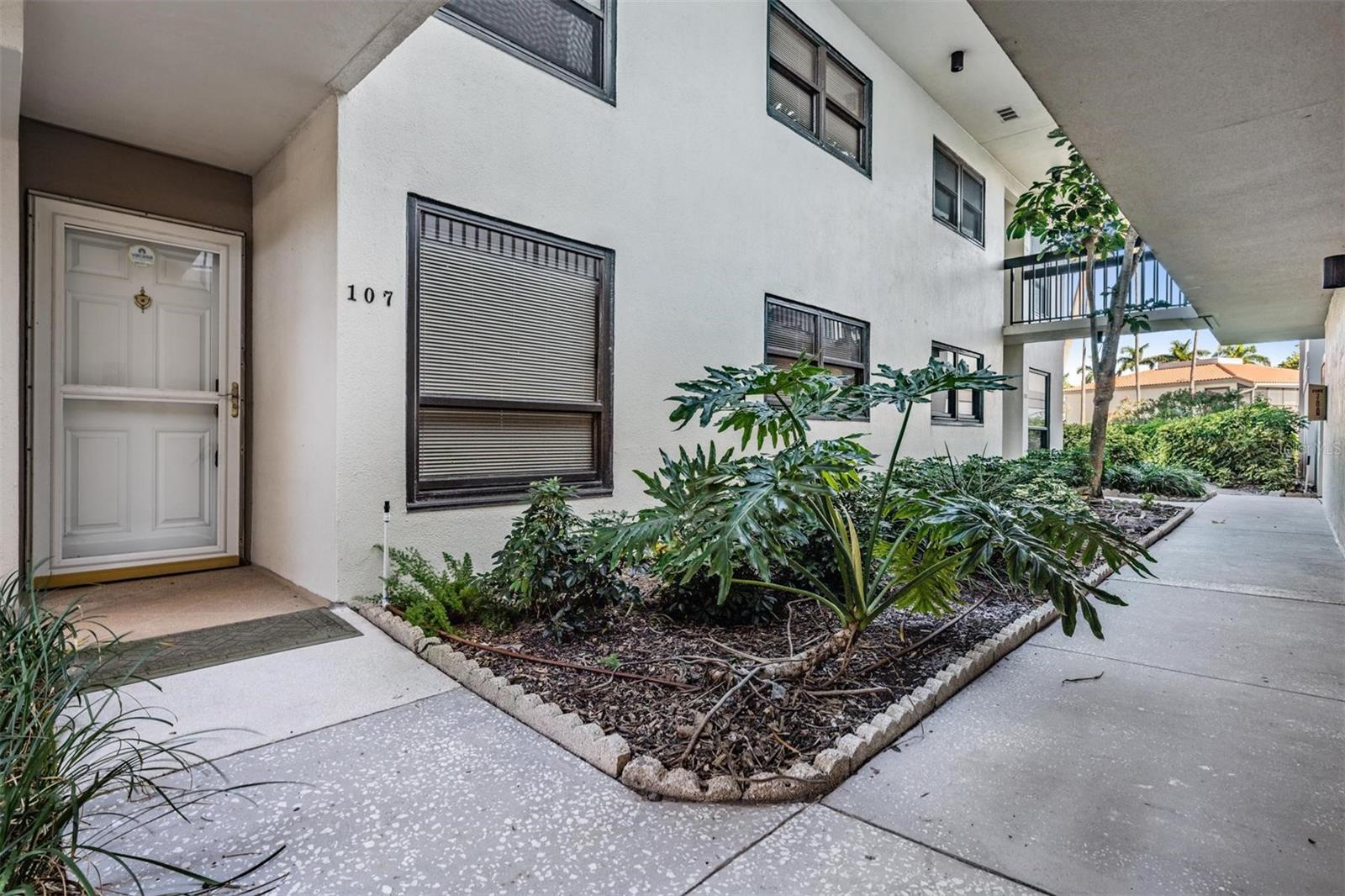 6294 BAHIA DEL MAR CIR #107, ST PETERSBURG, FL — photo 4