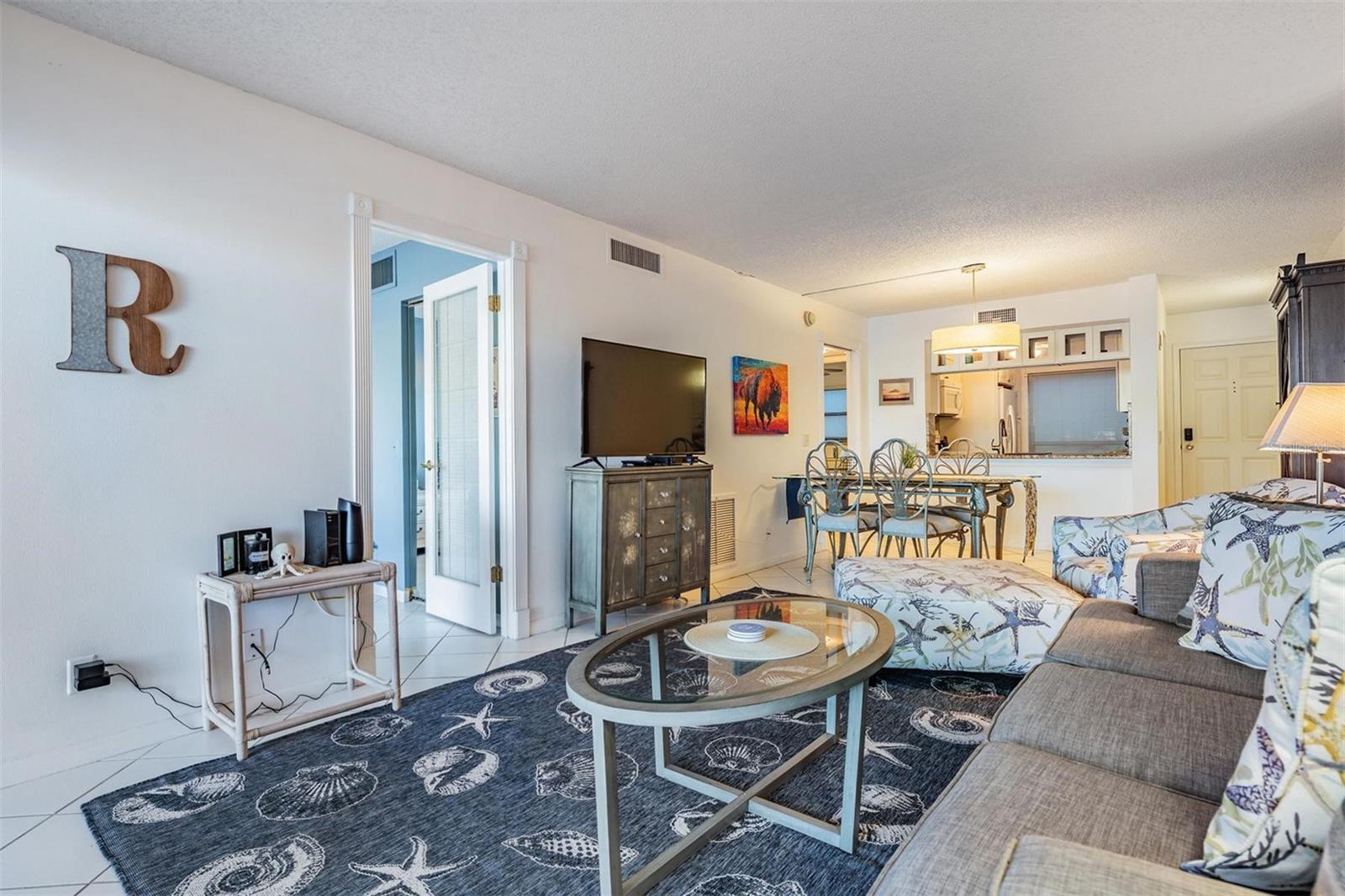 6294 BAHIA DEL MAR CIR #107, ST PETERSBURG, FL — photo 7