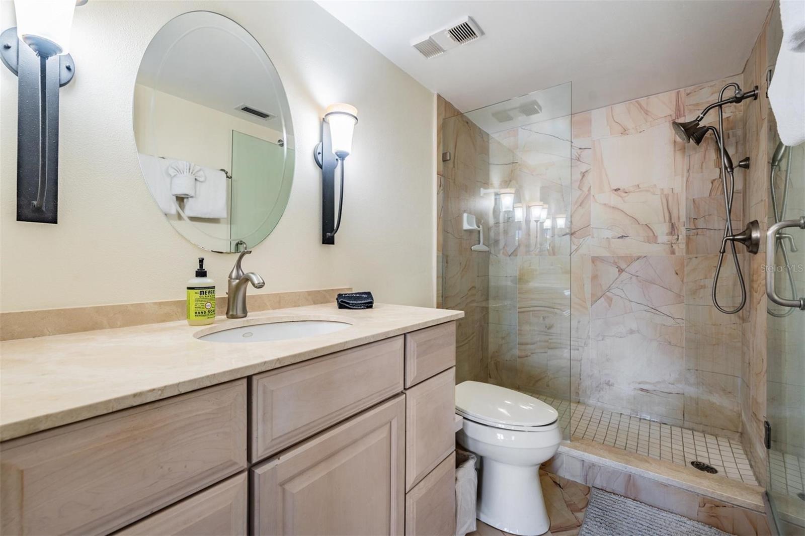 6294 BAHIA DEL MAR CIR #107, ST PETERSBURG, FL — photo 16