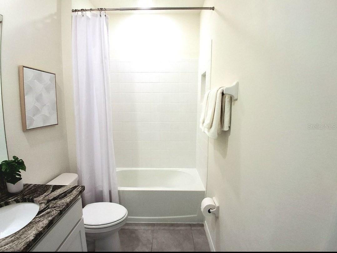 8072 PENROSE PL, WILDWOOD, FL — photo 15