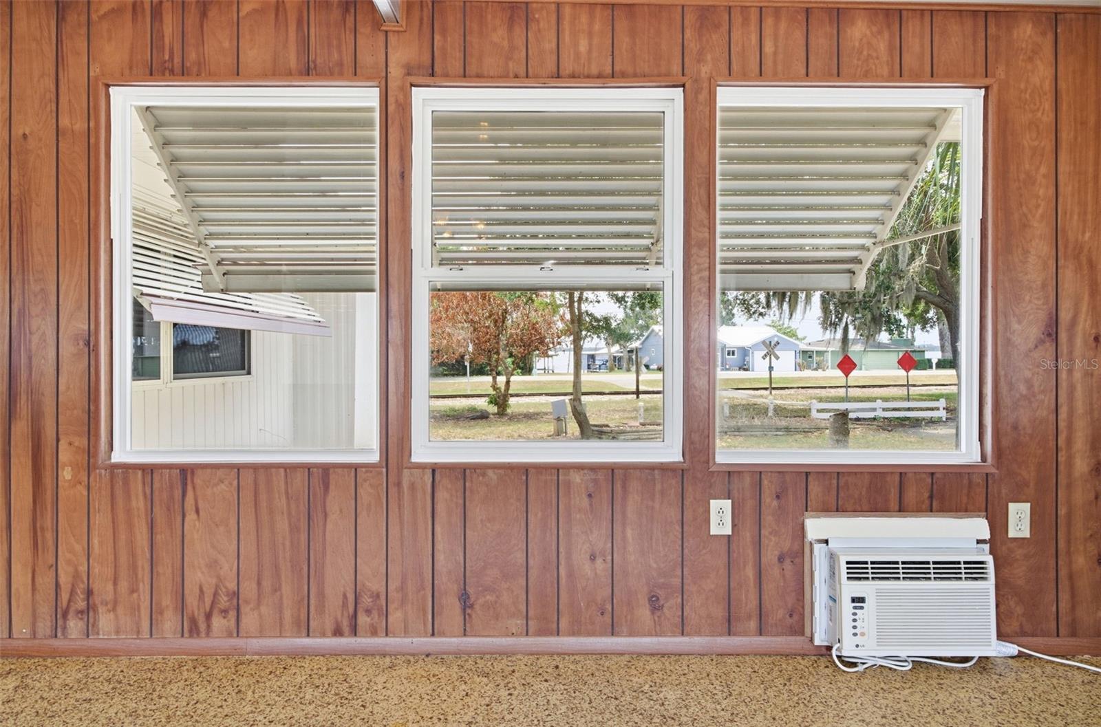 14742 MANDARIN ST, TAVARES, FL — photo 17