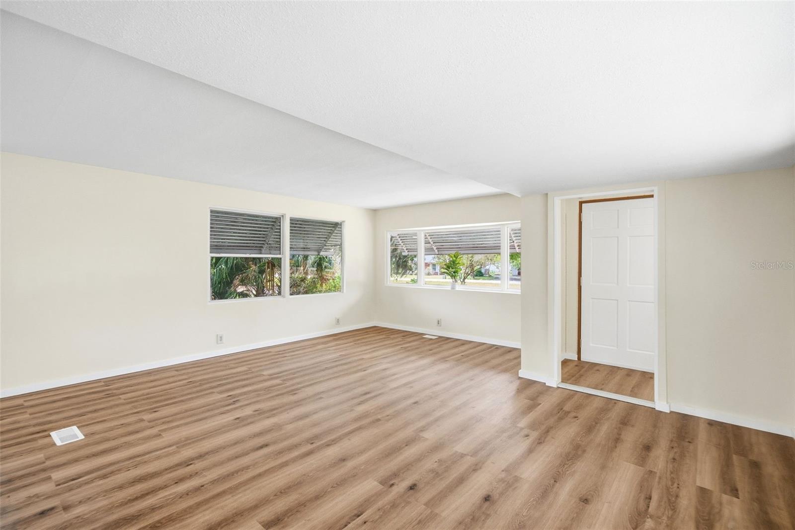 14742 MANDARIN ST, TAVARES, FL — photo 26