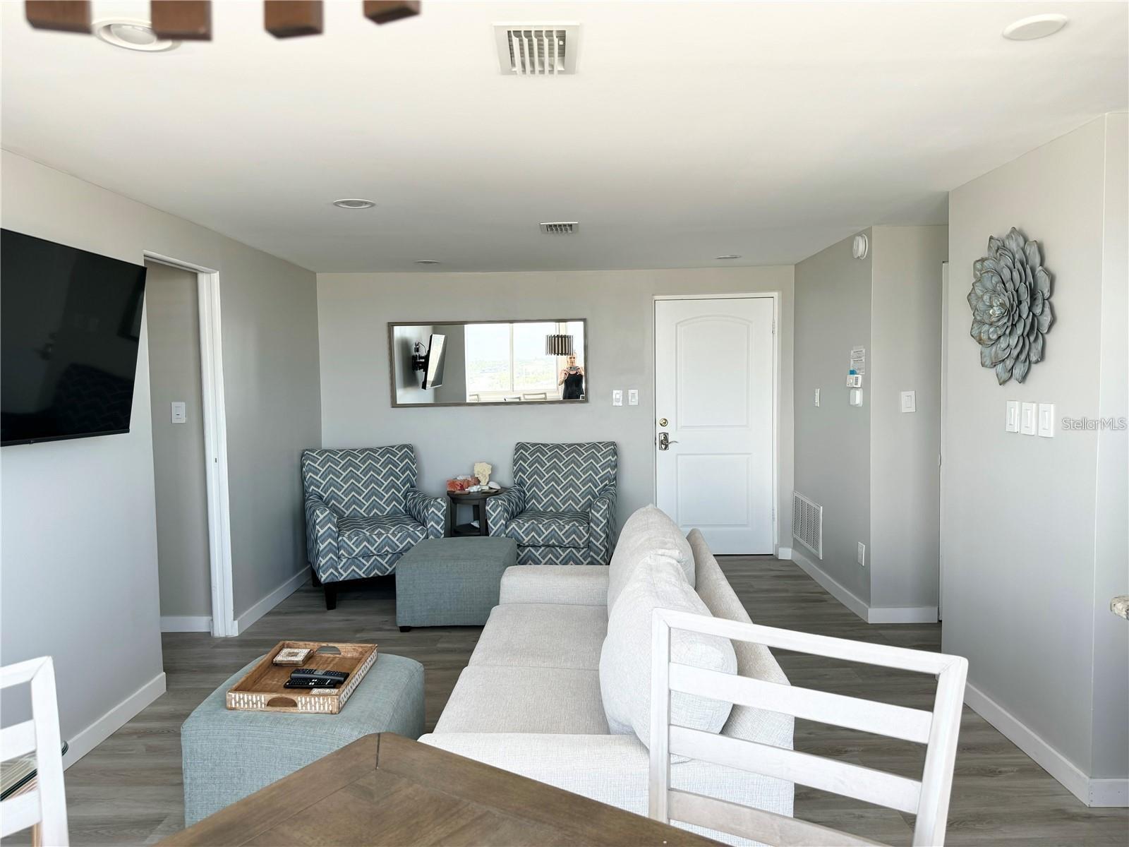 1255 TARPON CENTER DR #612, VENICE, FL — photo 4